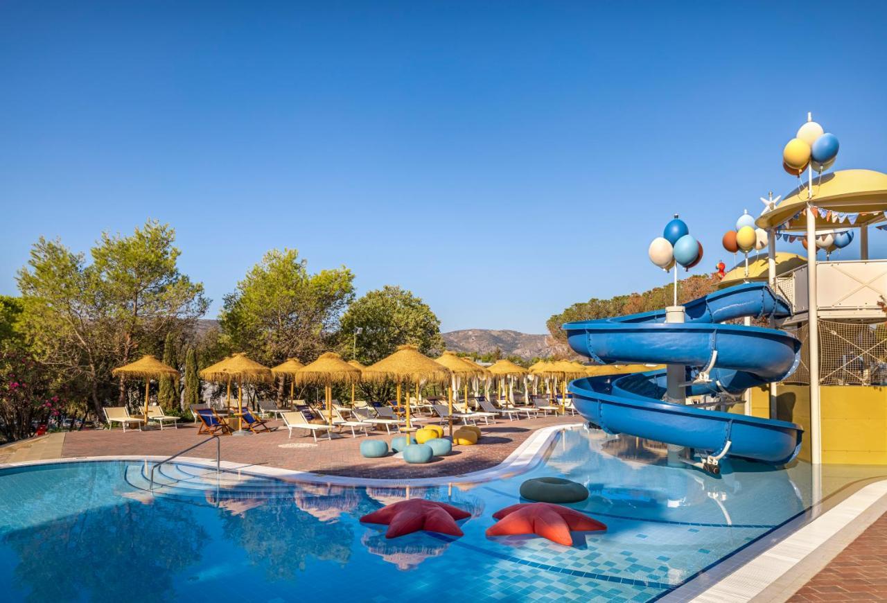 Valamar Amicor Resort Стари Град Экстерьер фото