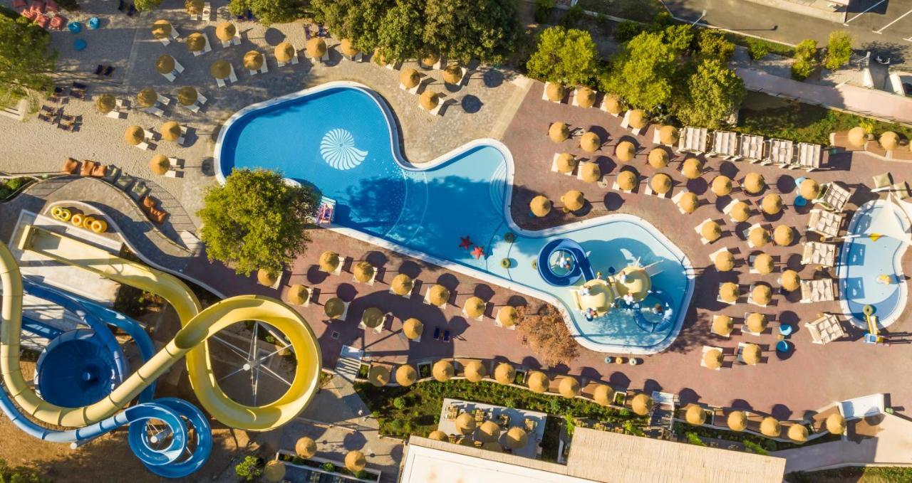 Valamar Amicor Resort Стари Град Экстерьер фото