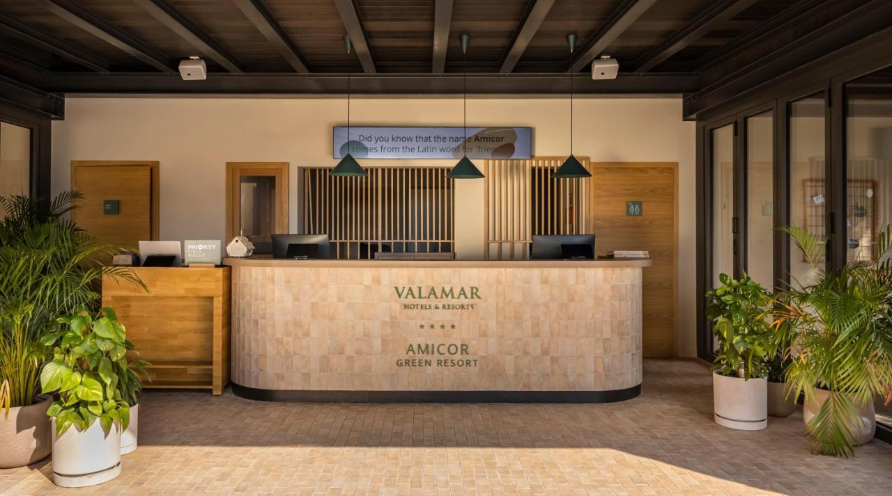 Valamar Amicor Resort Стари Град Экстерьер фото