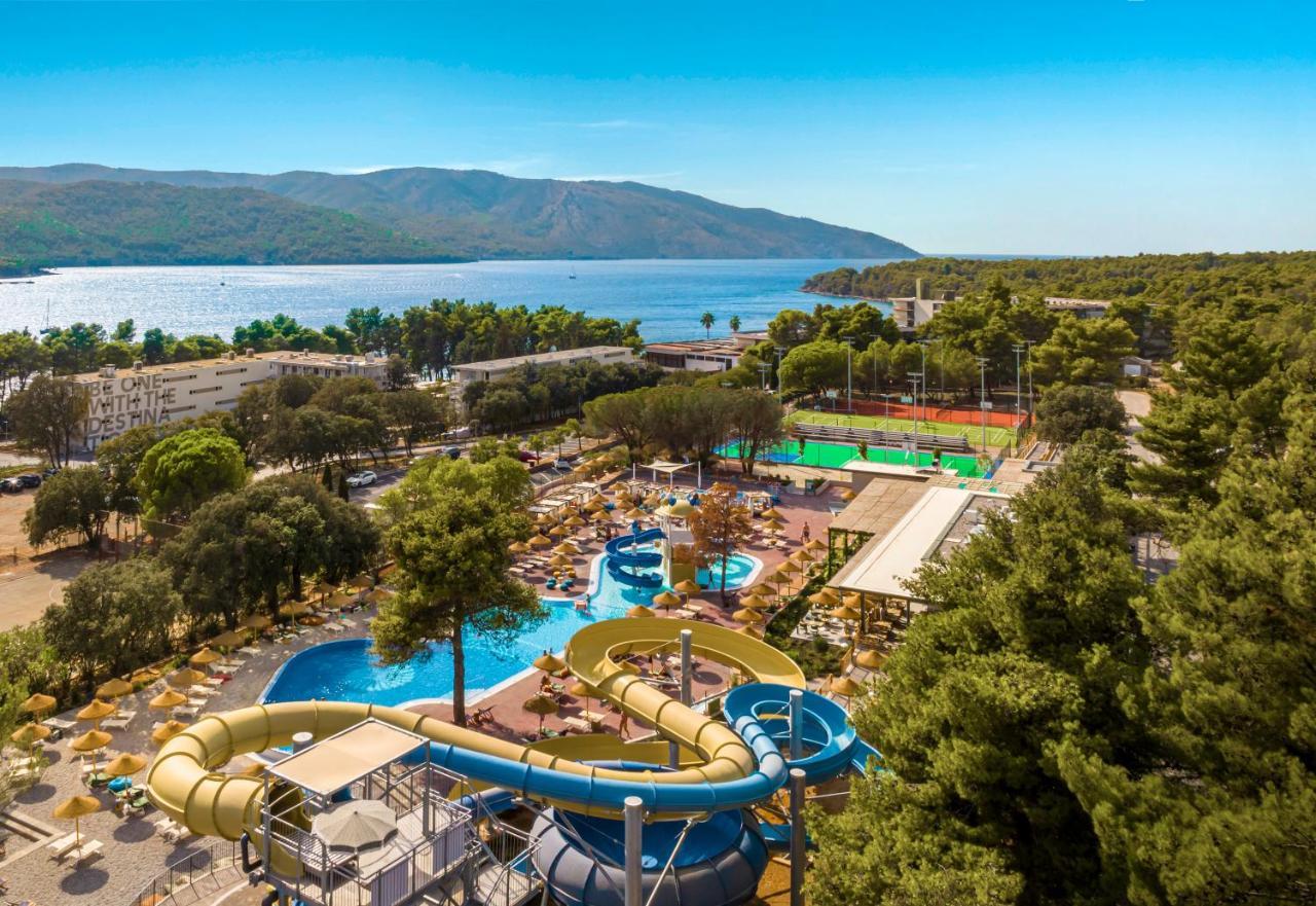 Valamar Amicor Resort Стари Град Экстерьер фото