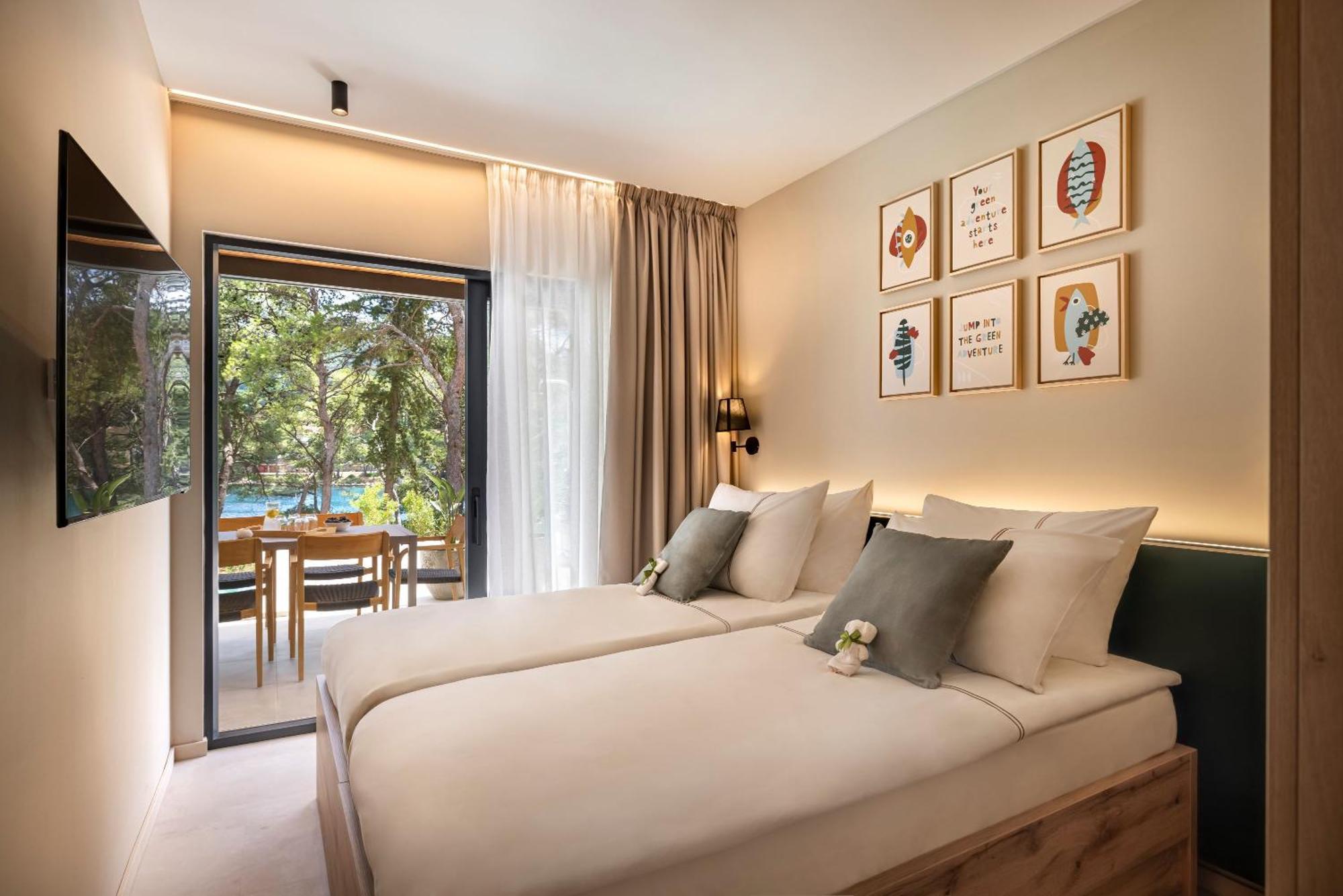 Valamar Amicor Resort Стари Град Номер фото